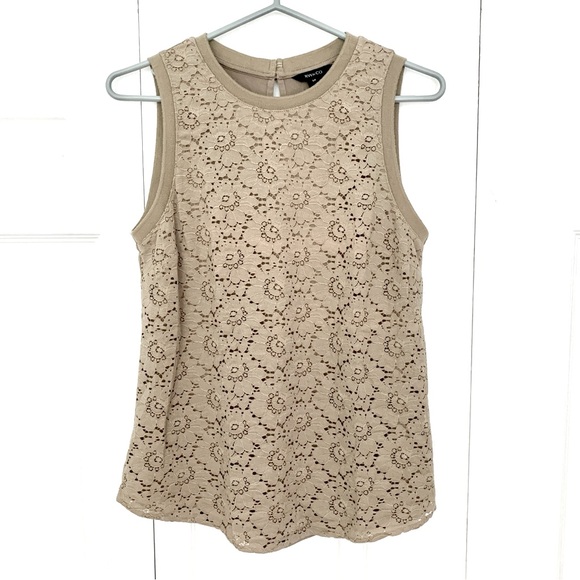 RW&CO Tan Crochet Lace Sleeveless Top - Picture 1 of 6